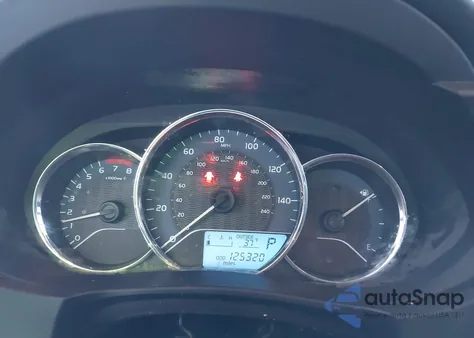 2016 Toyota Corolla Le z USA, uszkodzony, nr VIN 2T1BURHE9GC685875